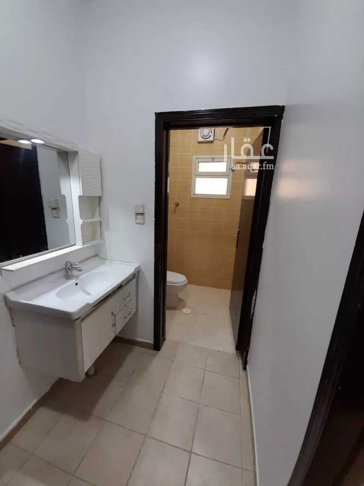 دور للإيجار في شارع الرمح, حي إشبيلية, مدينة الرياض, منطقة الرياض صورة 4