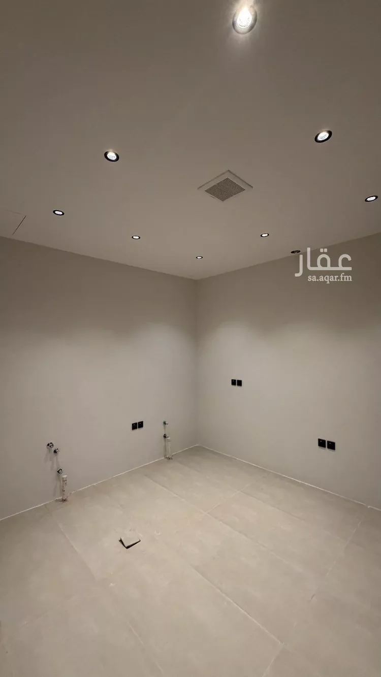 Floor for Sale in Riyadh Ash Sharq 24