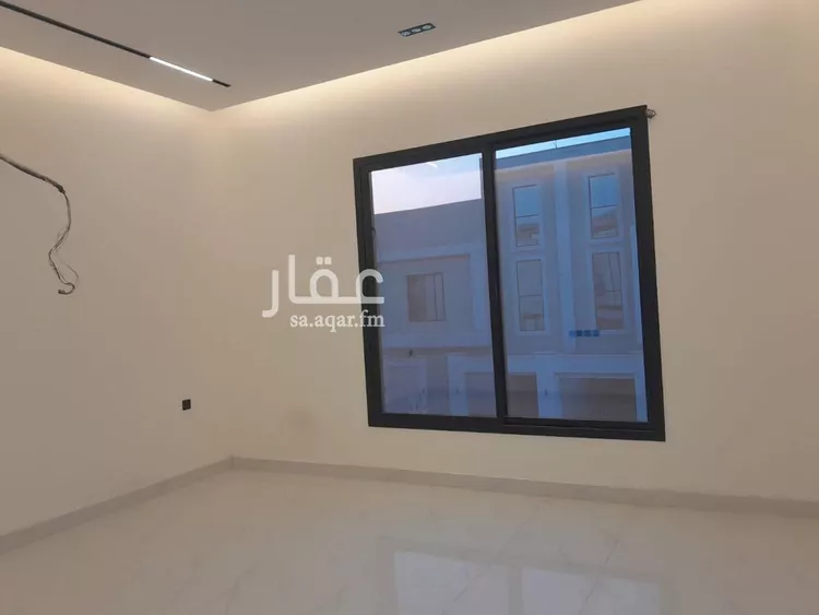 فيلا للبيع في شارع السعادة, حي السعادة, مدينة الرياض, منطقة الرياض صورة 2