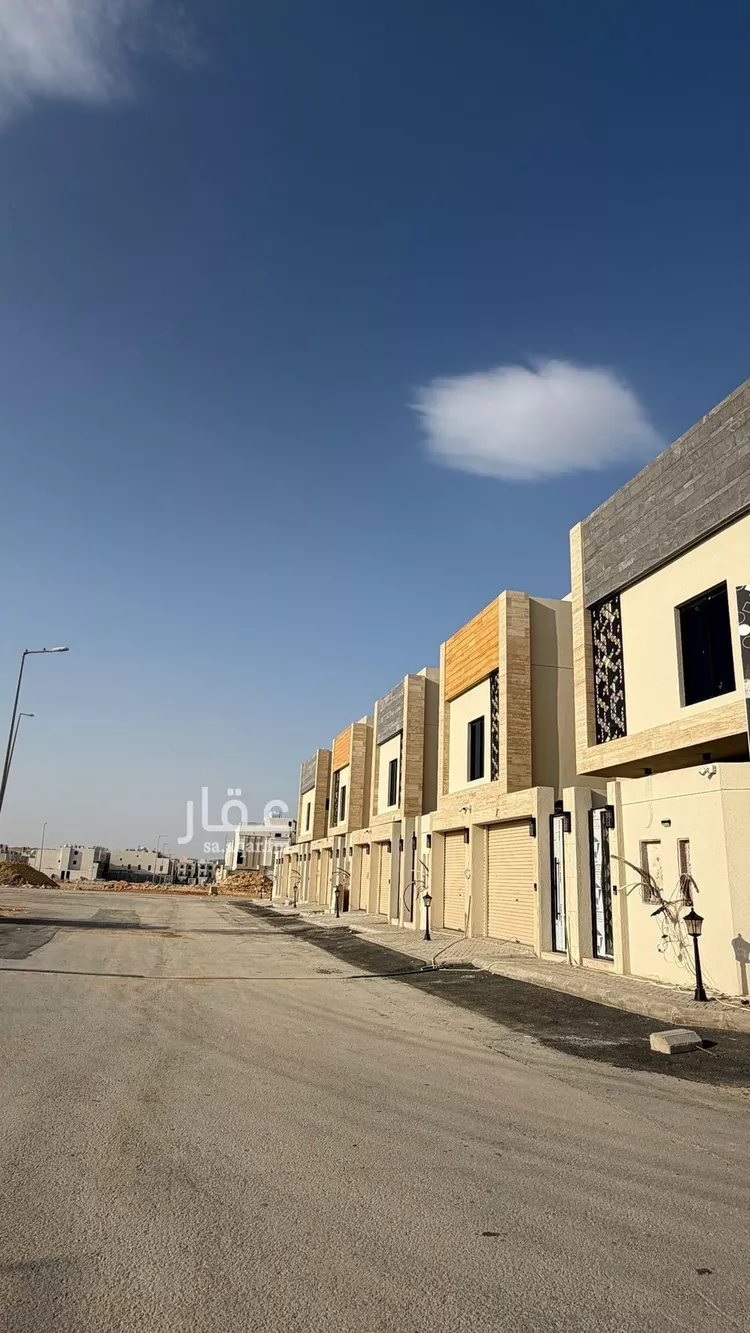 Floor for Sale in Riyadh Ash Sharq 6