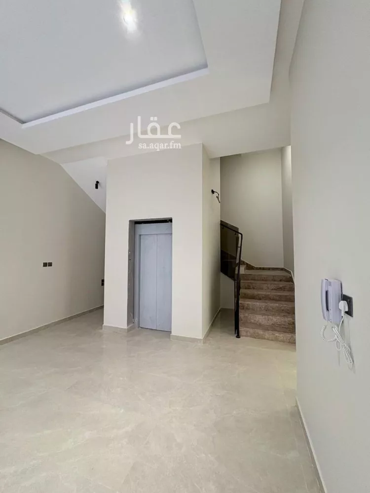 فيلا للبيع في شارع محمد بن شريك, حي البيان, مدينة الرياض, منطقة الرياض 7