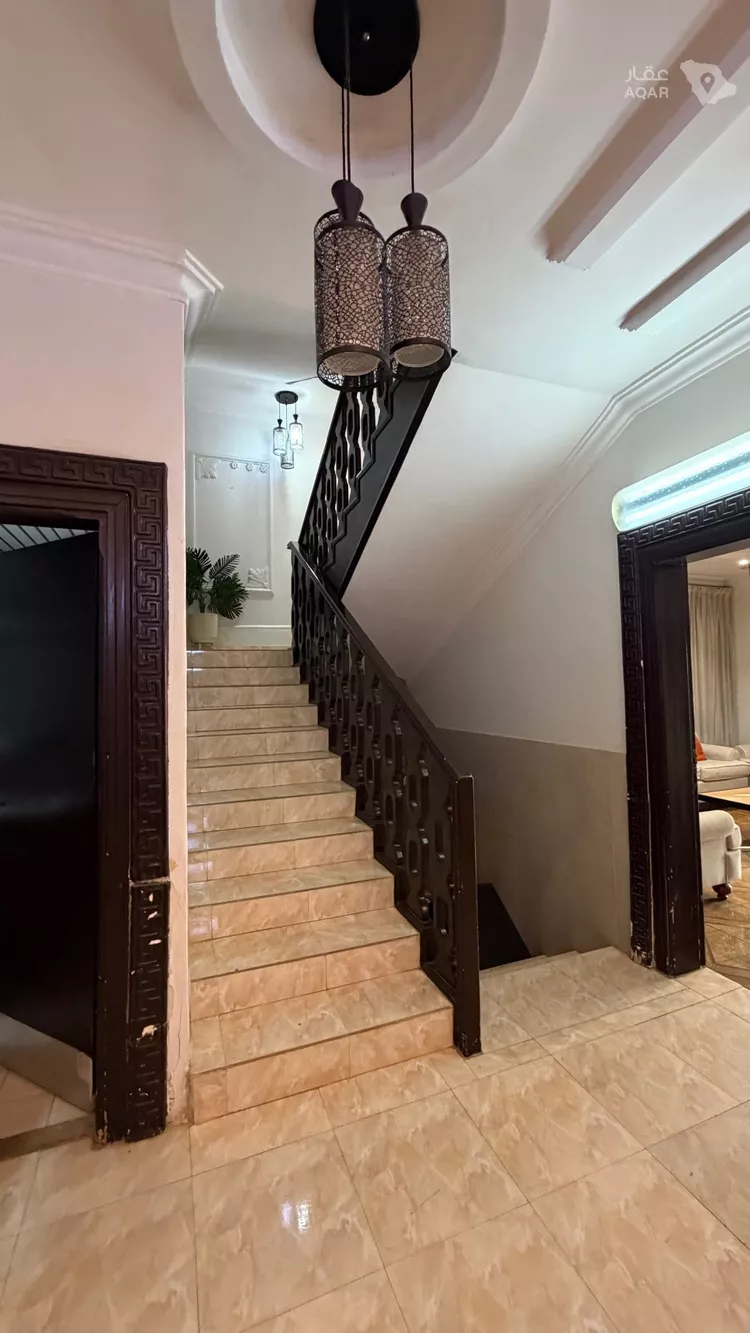 فيلا للبيع في شارع الحسين بن أبي عبدالله, حي الروابي, مدينة الرياض, منطقة الرياض 12