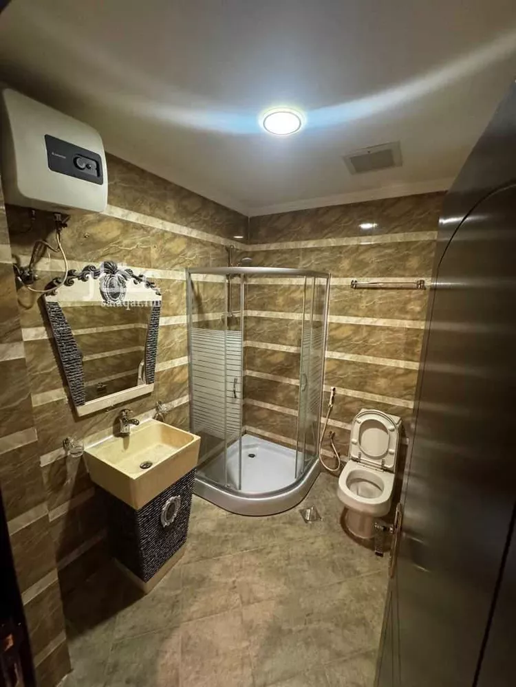 شقة للإيجار في شارع قاسم زينل, حي الروضة, مدينة جدة, منطقة مكة المكرمة