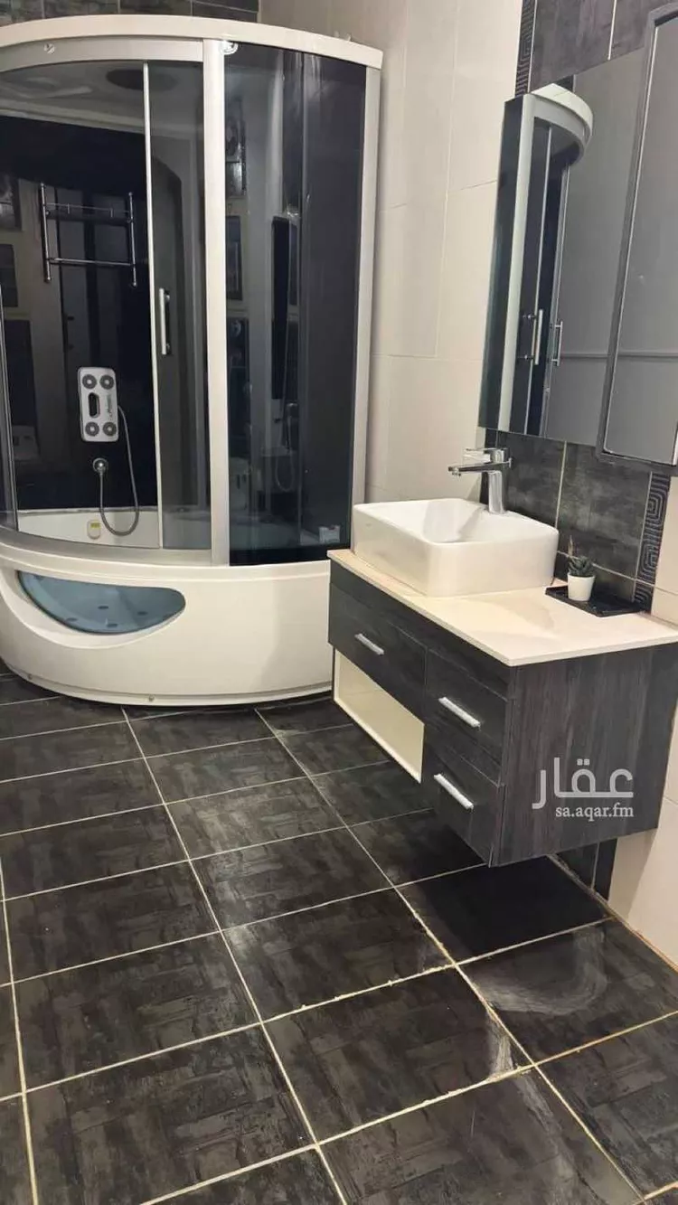 فيلا للبيع في شارع على بن أبى تمام ، حي الفلاح ، جدة ، جدة صورة 2