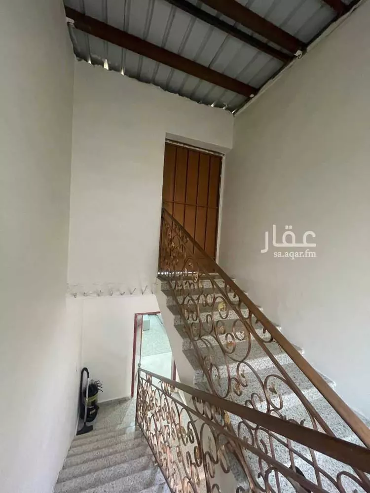 دور للبيع في شارع ابن شحم, حي وادي البطان, مدينة المدينة المنورة, منطقة المدينة المنورة 8
