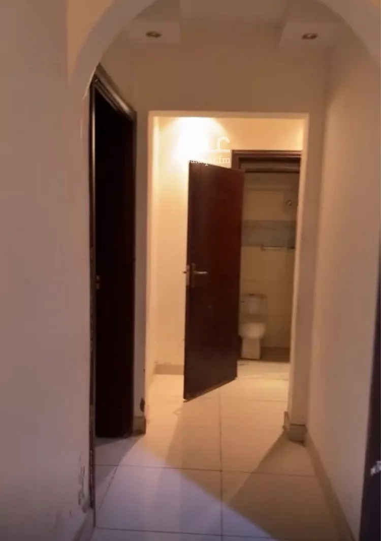 عمارة للبيع في شارع قبيصه ابن المخارق, حي بئر عثمان, مدينة المدينة المنورة, منطقة المدينة المنورة صورة 5