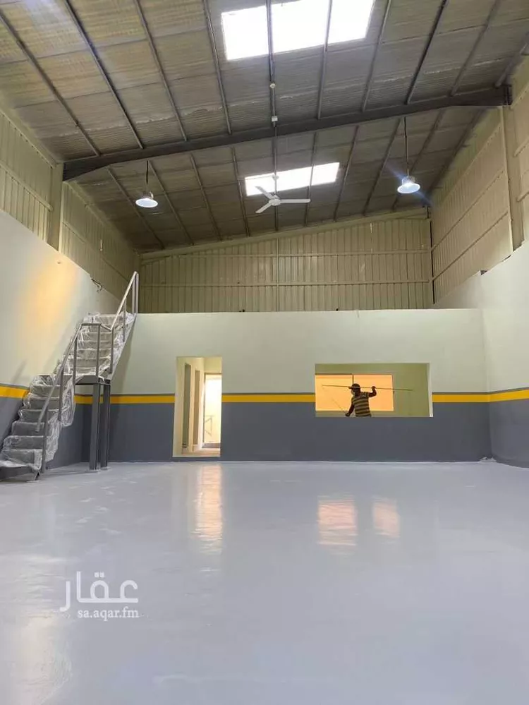 مستودع للإيجار في شارع الغدير ، حي ابن سينا ، الخبر ، الخبر