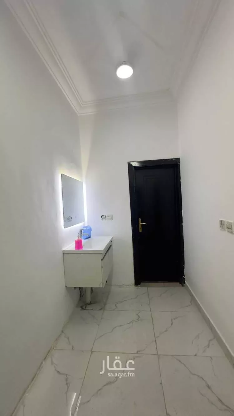 شقة للإيجار في حي ، شارع عبدالرحمن بن الواسطي ، حي العريجاء الغربية ، الرياض ، منطقة الرياض صورة 2