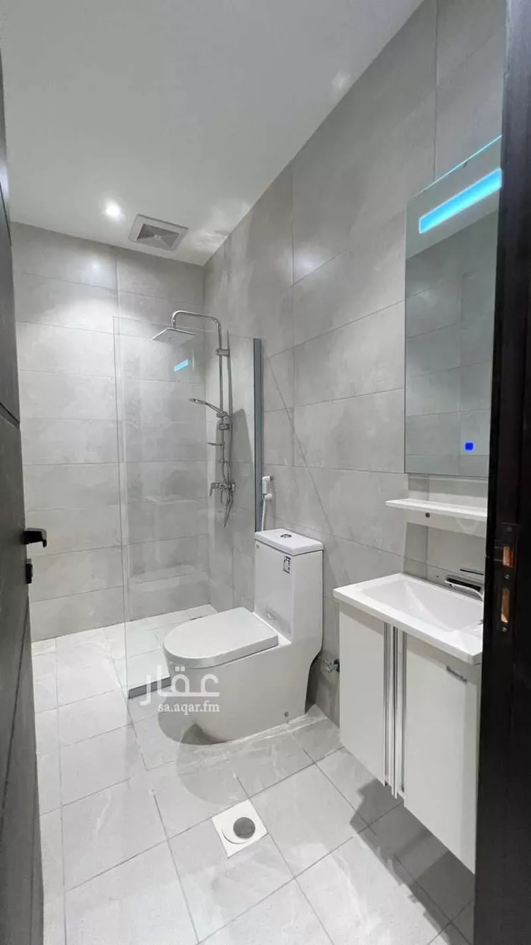 شقة للإيجار في شارع أبو رمادة, حي الصواري, مدينة جدة, منطقة مكة المكرمة