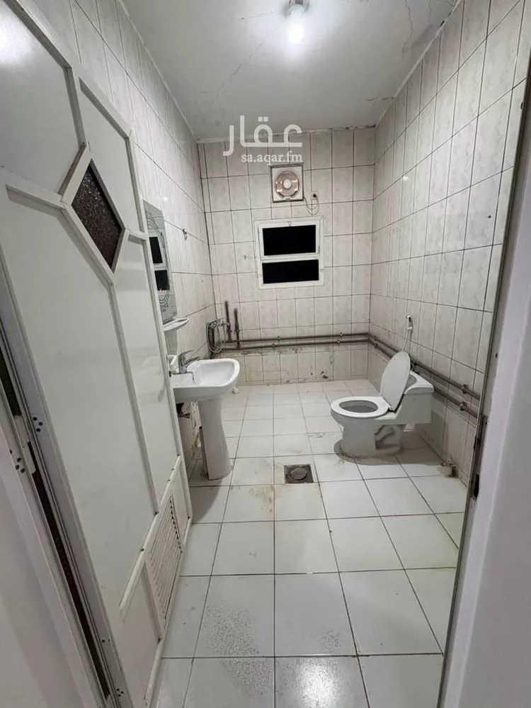 فيلا للإيجار في شارع الغسق, حي الروضة2, مدينة الاحساء, المنطقة الشرقية صورة 5