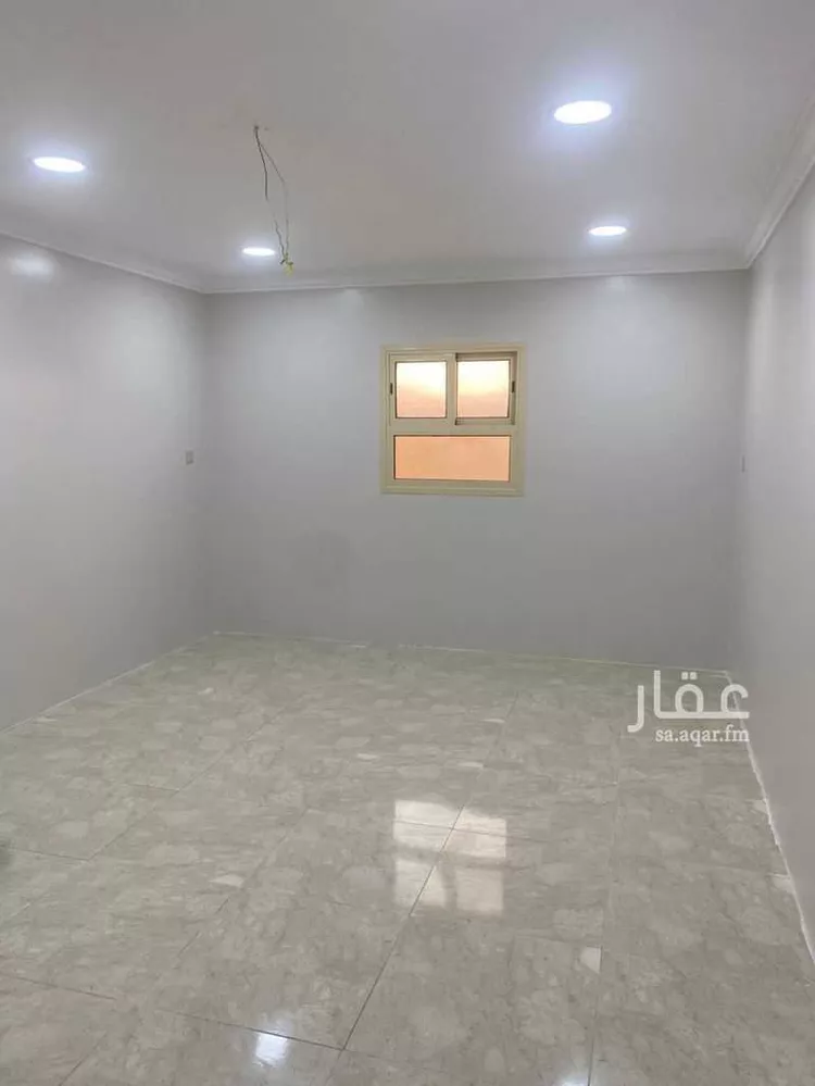 عمارة للإيجار في شارع الامير ماجد بن عبدالعزيز, حي القادسية1, مدينة الاحساء, المنطقة الشرقية صورة 2