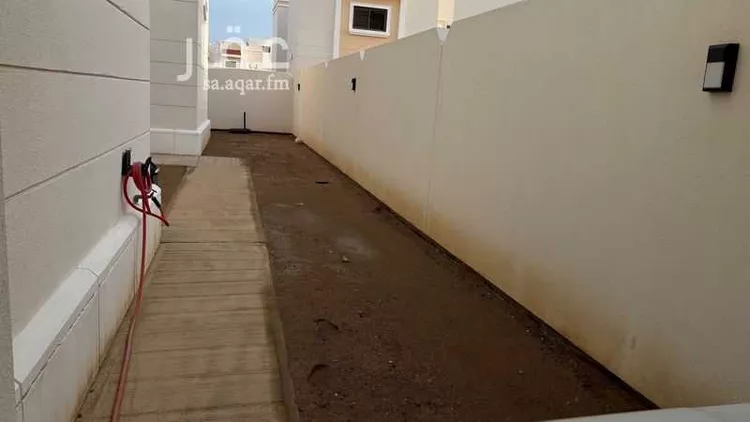 فيلا للبيع في شارع ينبع الصناعيه 2083 ، حي العيون ، ينبع الصناعية ، ينبع البحر صورة 5