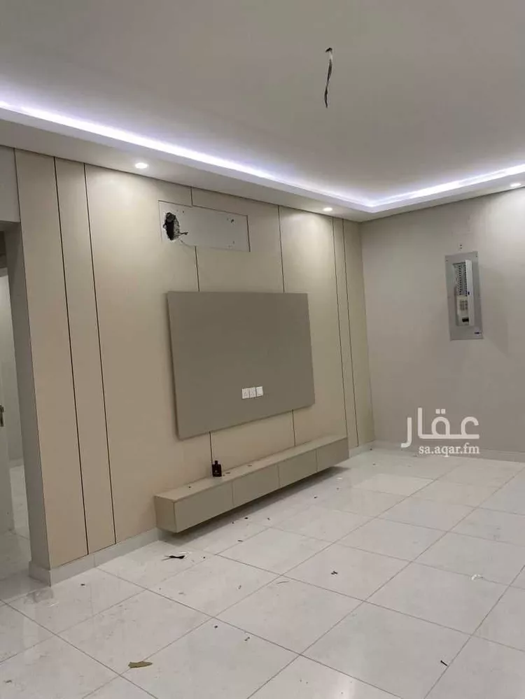 شقة للإيجار في شارع عمران بن الحصين, حي الحمراء, مدينة الجبيل, المنطقة الشرقية صورة 2