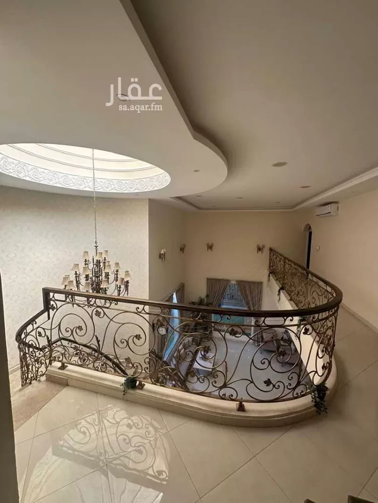 فيلا للبيع في شارع العيينه, حي الصواري, مدينة الخبر, المنطقة الشرقية صورة 4