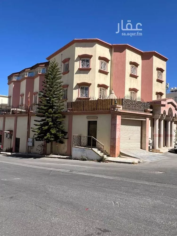 عمارة للبيع في شارع عيسى بن دينار, حي شمسان, مدينة أبها, منطقة عسير صورة 2