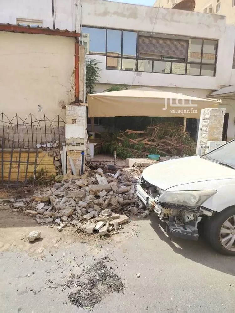 فيلا للبيع في شارع عين خليفه1 ، حي مشرفة ، جدة ، جدة