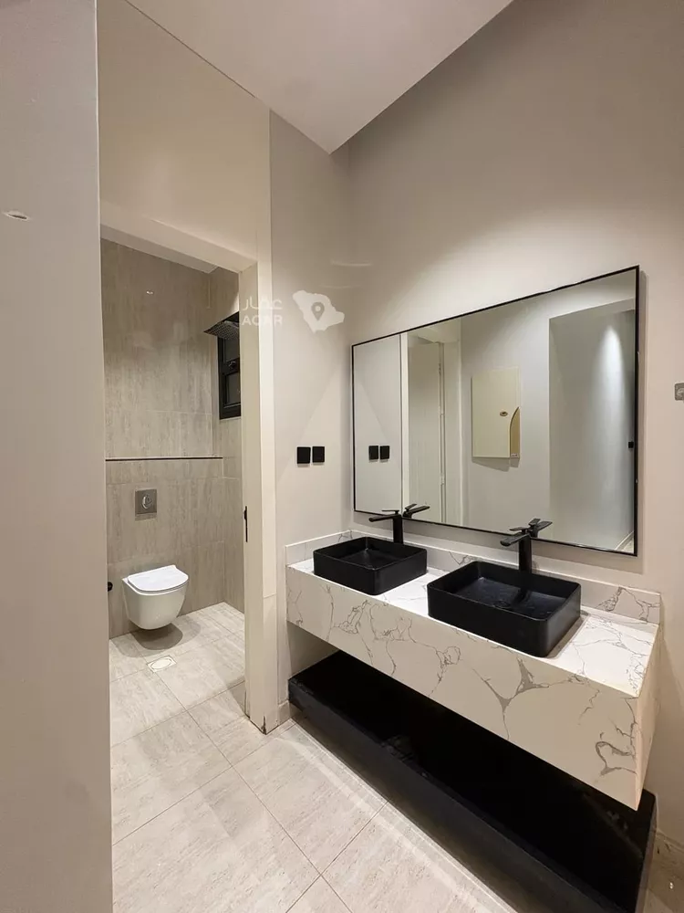 Floor for Rent in Riyadh Al Maizilah 6