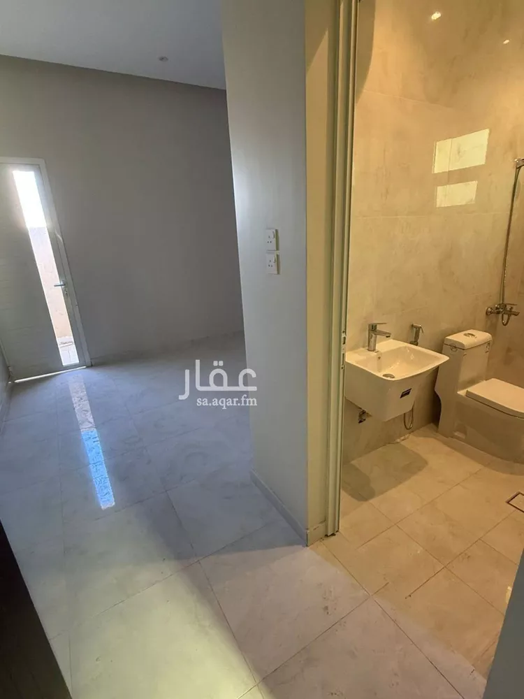 فيلا للبيع في شارع ابن علان الصديقي, حي المهدية, مدينة الرياض, منطقة الرياض صورة 3