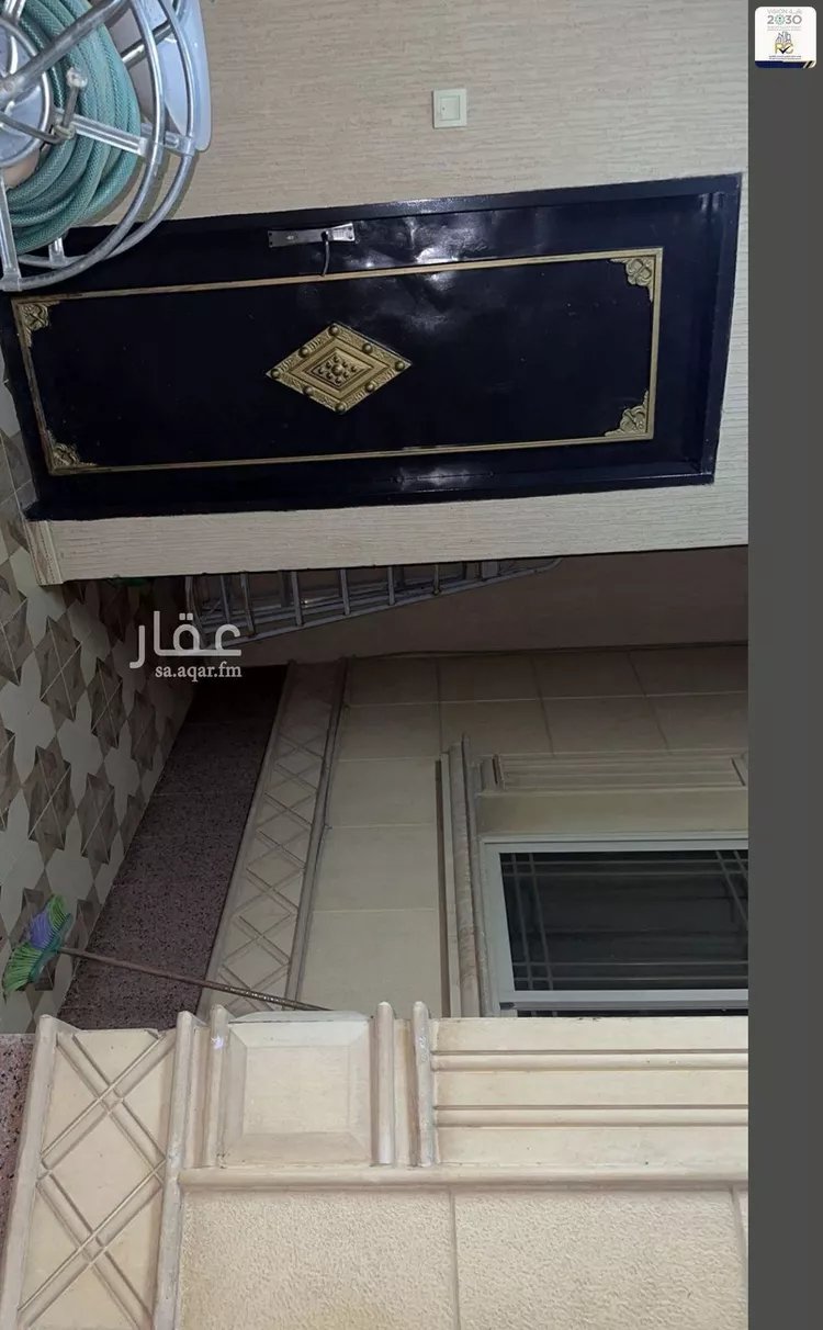 فيلا للبيع في شارع الفحيحيل, حي إشبيلية, مدينة الرياض, منطقة الرياض صورة 2