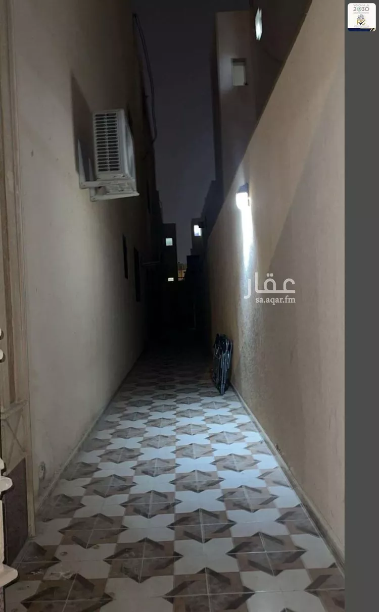 فيلا للبيع في شارع الفحيحيل, حي إشبيلية, مدينة الرياض, منطقة الرياض صورة 2