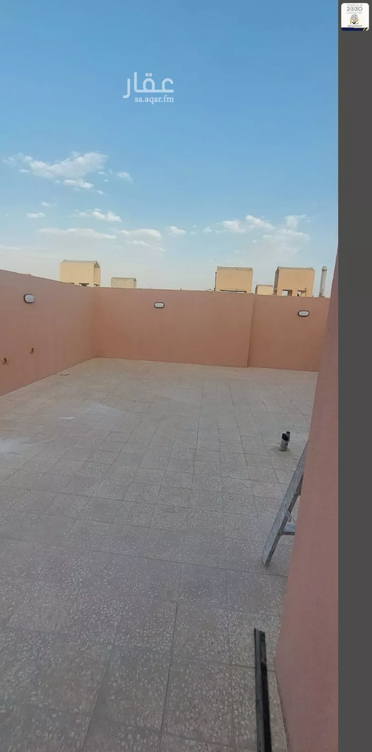 فيلا للبيع في شارع رقم 242, حي ظهرة لبن, مدينة الرياض, منطقة الرياض 22