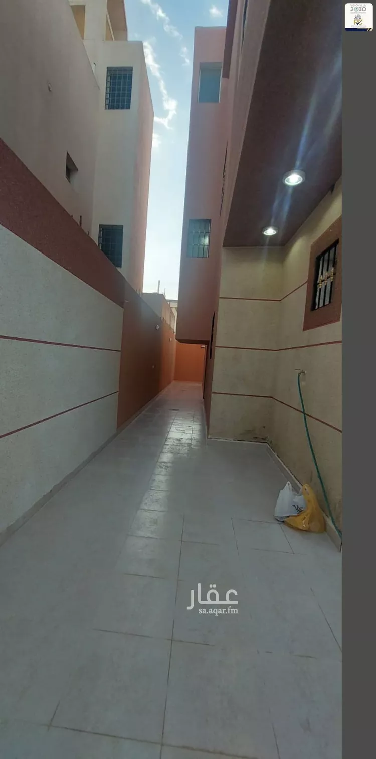 فيلا للبيع في شارع رقم 242, حي ظهرة لبن, مدينة الرياض, منطقة الرياض صورة 5