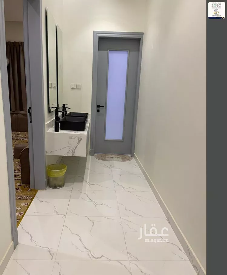 دور للبيع في شارع علي بن الحسن الخزرجي, حي عكاظ, مدينة الرياض, منطقة الرياض صورة 2