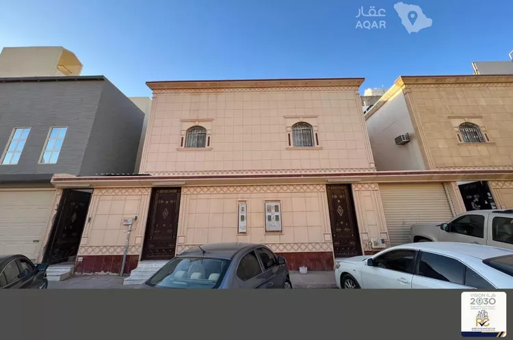 Villa for Sale in Riyadh Al Janadriyah 2