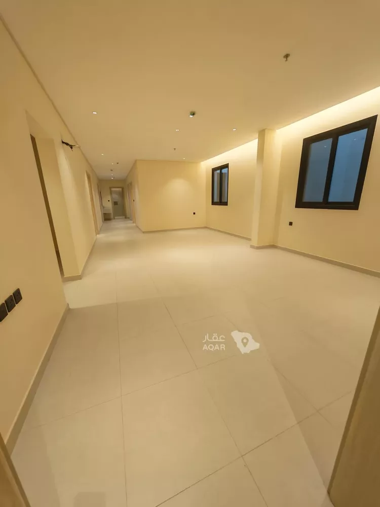 شقة للبيع في شارع عبدالله المويس, حي الرمال, مدينة الرياض, منطقة الرياض 4
