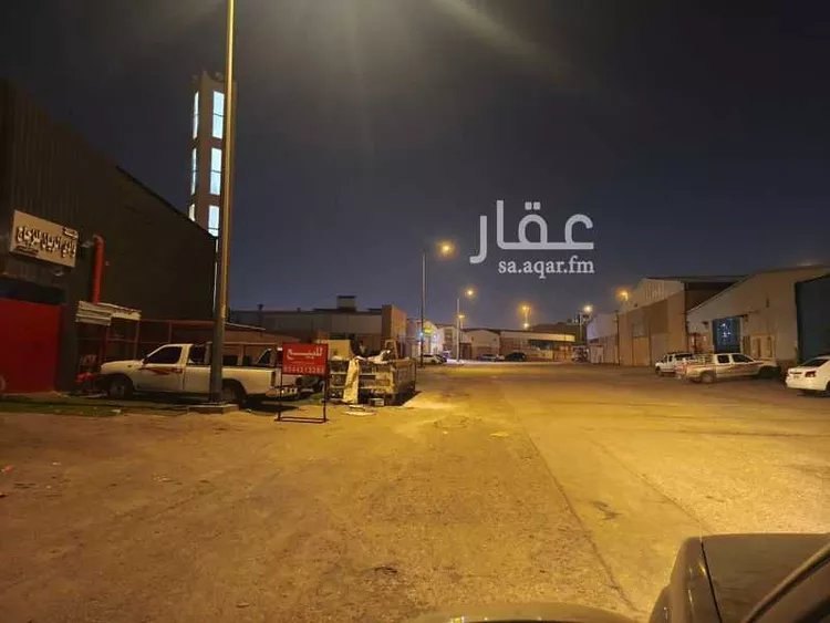 Workshop for sale in Riyadh Dhahrat Namar صورة 3