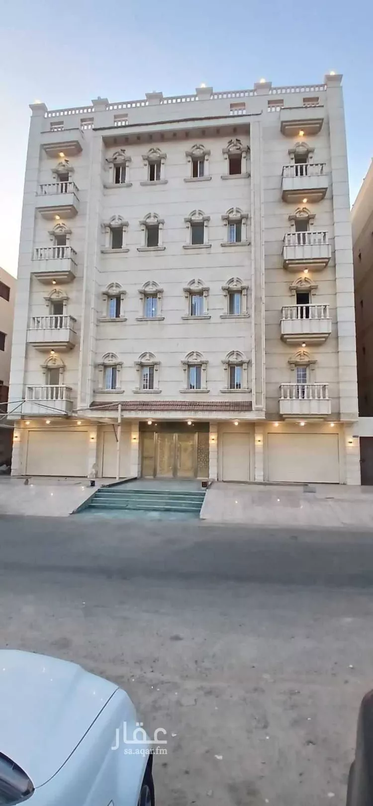 عمارة للإيجار في شارع الطبطائي البصري, حي الصفاء, مدينة جدة, منطقة مكة المكرمة صورة 2