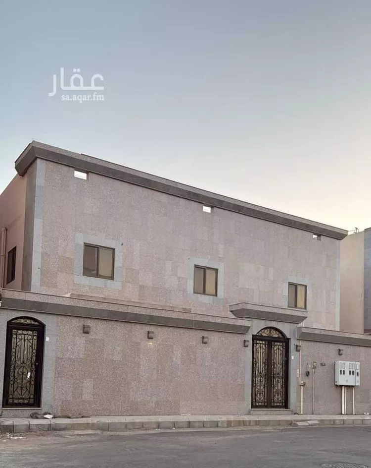 عمارة للبيع في شارع مسلمه بن القاسم, حي شظاة, مدينة المدينة المنورة, منطقة المدينة المنورة