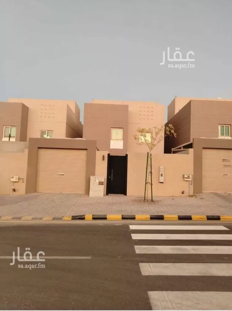 فيلا للبيع في شارع ابن السيبي, حي مطار الملك خالد الدولي, مدينة الرياض, منطقة الرياض صورة 2