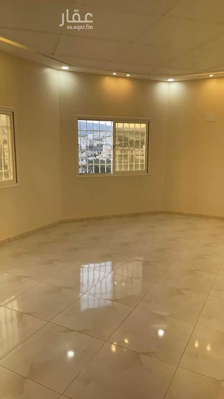 شقة للإيجار في شارع شارع الكوفة, حي الشرقية, مدينة أبها, منطقة عسير صورة 4