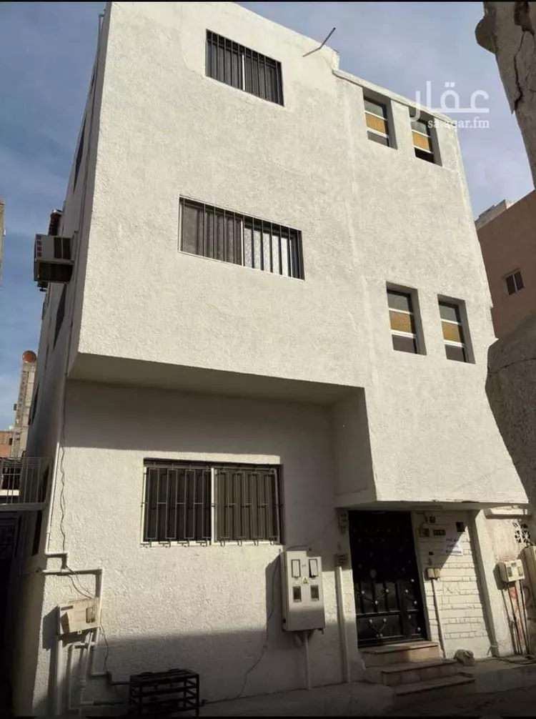 عمارة للبيع في حي القزاز, مدينة الدمام, المنطقة الشرقية
