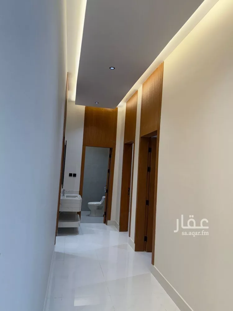 دور للبيع في شارع جنوب, حي الجنادرية, مدينة الرياض, منطقة الرياض صورة 2