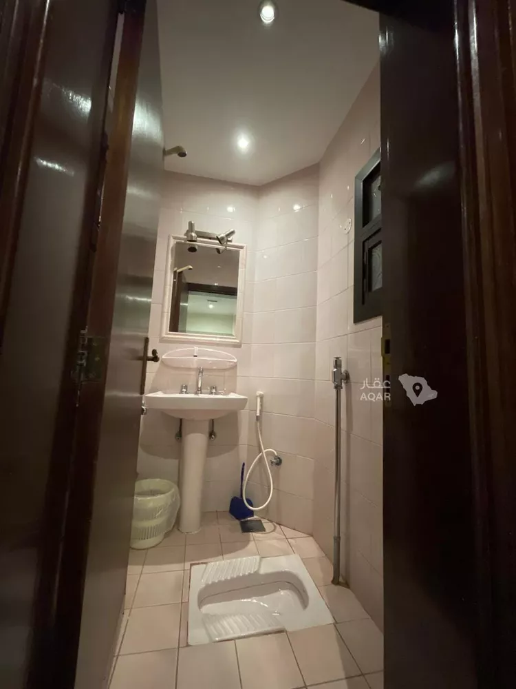 Apartment for Rent in Jeddah Al Faisaliah 11