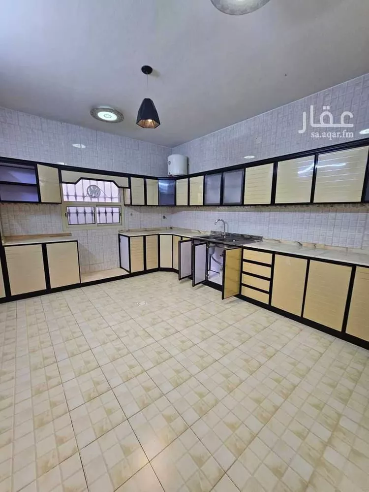 شقة للإيجار في شارع الشلفاء, حي الروابي, مدينة أبها, منطقة عسير صورة 3