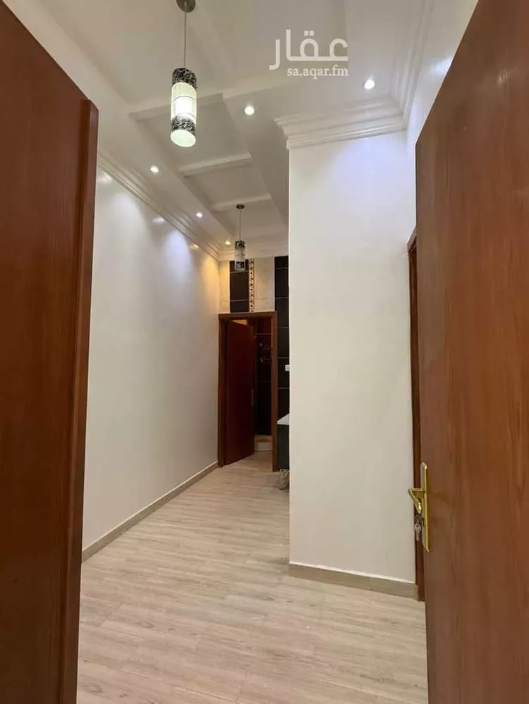 شقة للإيجار في شارع شارع سعد بن ابي وقاص, حي المروج, مدينة ابها, منطقة عسير