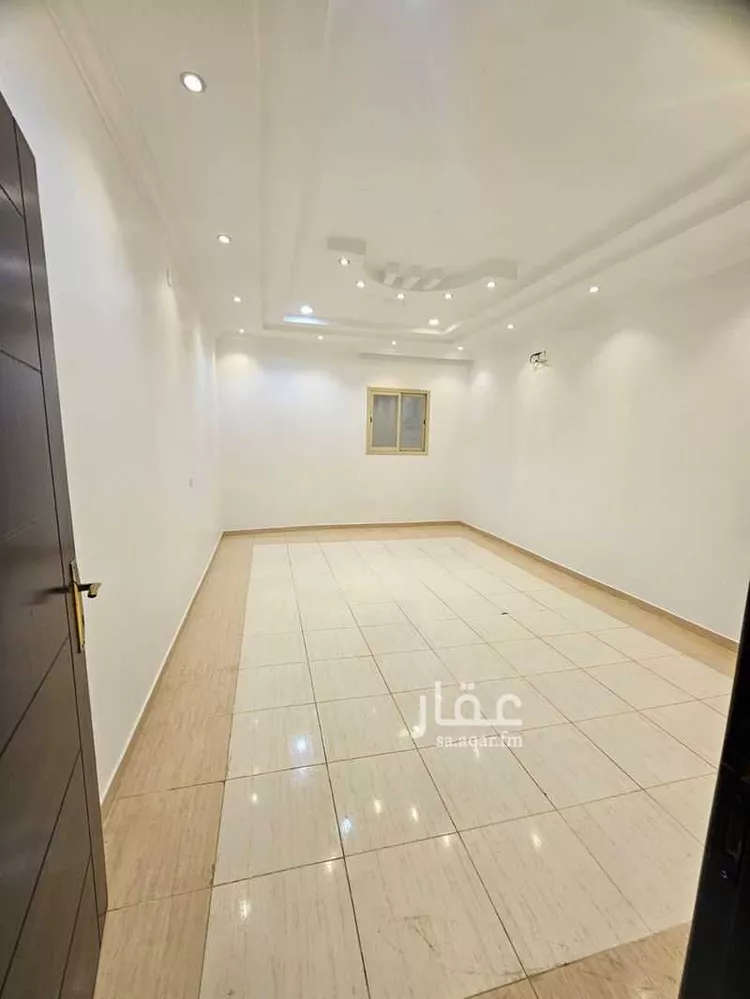 شقة للإيجار في شارع شارع وائل بن حجر, حي الصفاء, مدينة ابها, منطقة عسير صورة 4