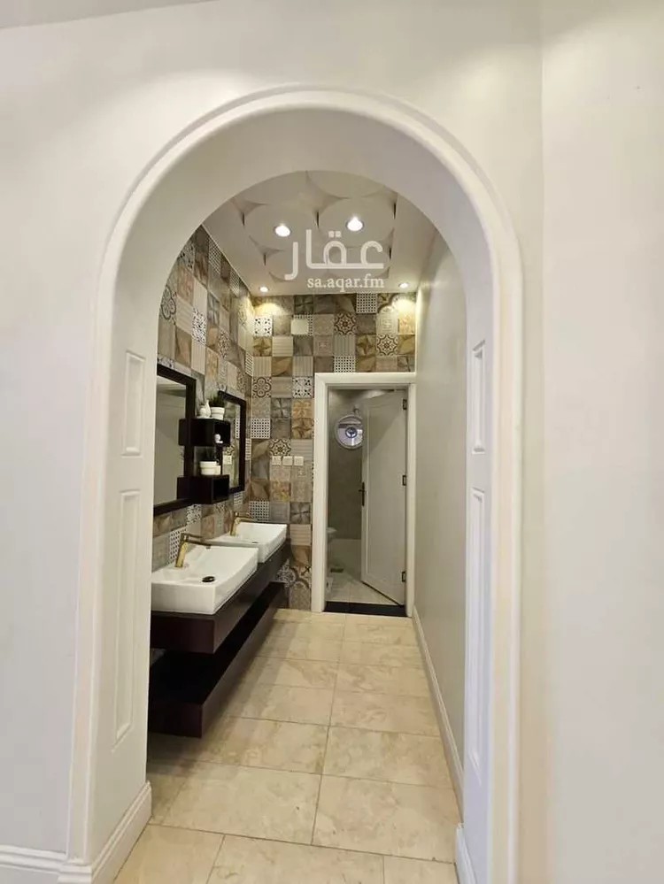 فيلا للبيع في شارع مروان الهمداني, حي الشرقية, مدينة أبها, منطقة عسير 6