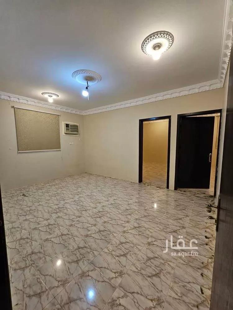 شقة للإيجار في شارع جبل شعار, حي المروج, مدينة ابها, منطقة عسير