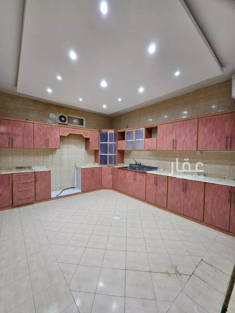 شقة للإيجار في شارع عتيبة بن غزوان, حي المروج, مدينة أبها, منطقة عسير صورة 3