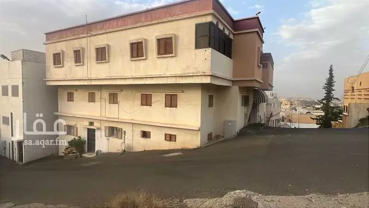 عمارة للبيع في شارع الامراح, حي النصب, مدينة أبها, منطقة عسير