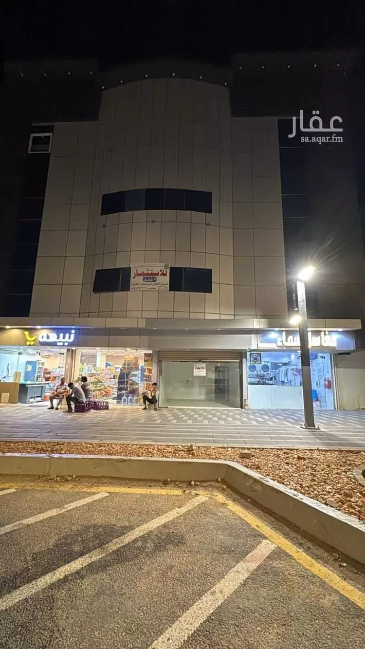 عمارة للإيجار في شارع اليمامة, حي الفيصلية, مدينة المجاردة, منطقة عسير