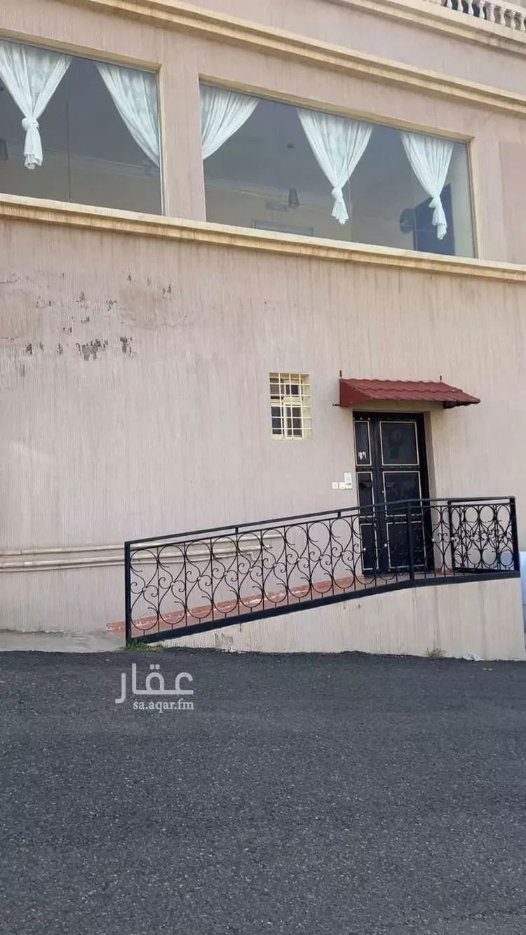 شقة للإيجار في شارع العاير, حي القري, مدينة أبها, منطقة عسير