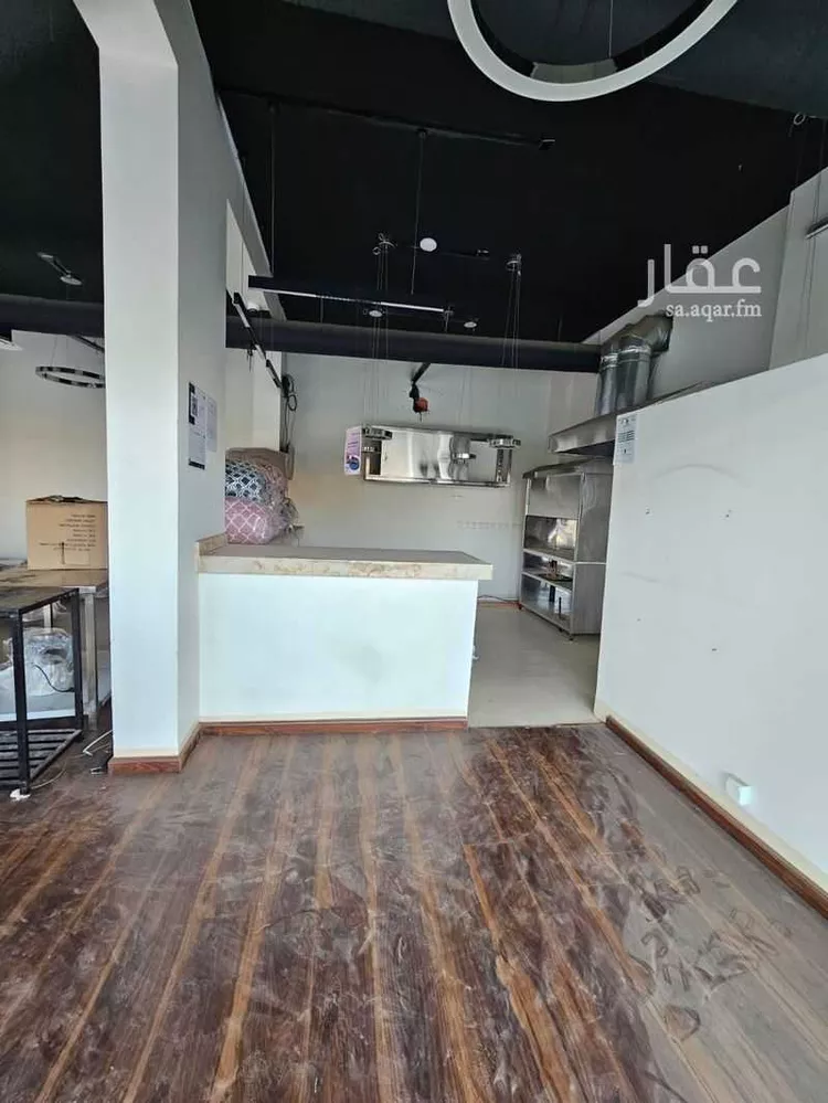 محل للإيجار في شارع طريق مكة المكرمة, حي المنتزة, مدينة أبها, منطقة عسير صورة 4