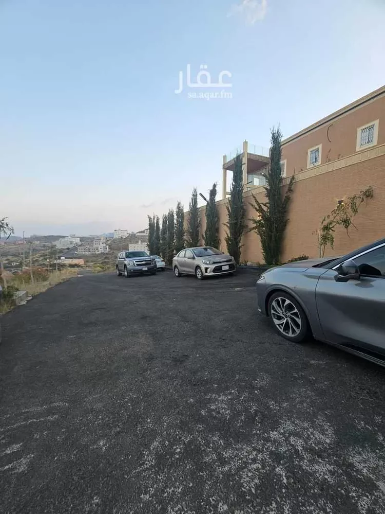 فيلا للبيع في شارع تهامة, حي التعاون, مدينة ابها, منطقة عسير صورة 3