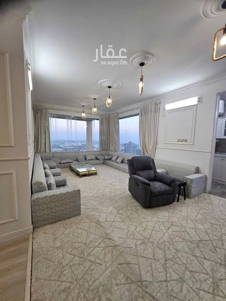 فيلا للبيع في شارع المعتق , حي التعاون, مدينة أبها, منطقة عسير 8