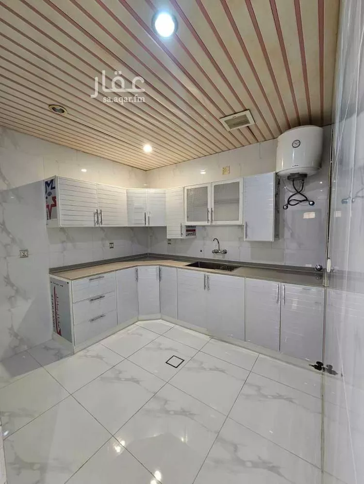 شقة للإيجار في شارع مازن بن شيبان, حي المروج, مدينة أبها, منطقة عسير صورة 3
